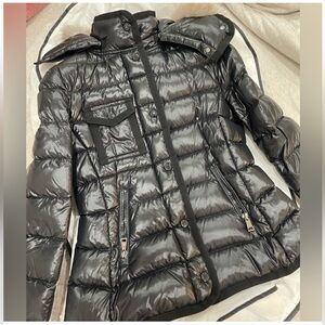 ISO Armoise women's Moncler jacket size 4